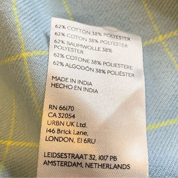 Urban Outfitters Standard Cloth Button Down Shirt Size Medium - Picture 11 of 13